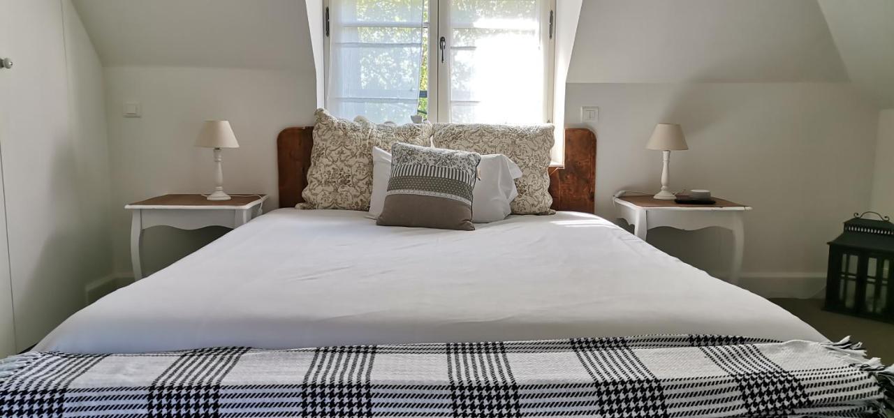 La Demeure Du Goupil Bed & Breakfast Brissac-Quince Екстериор снимка