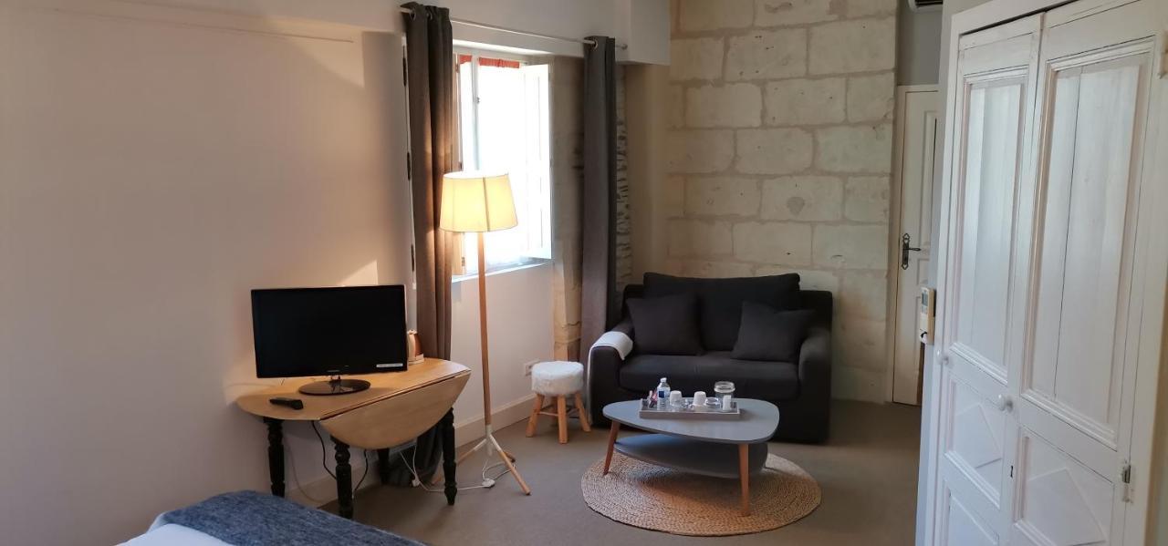 La Demeure Du Goupil Bed & Breakfast Brissac-Quince Екстериор снимка