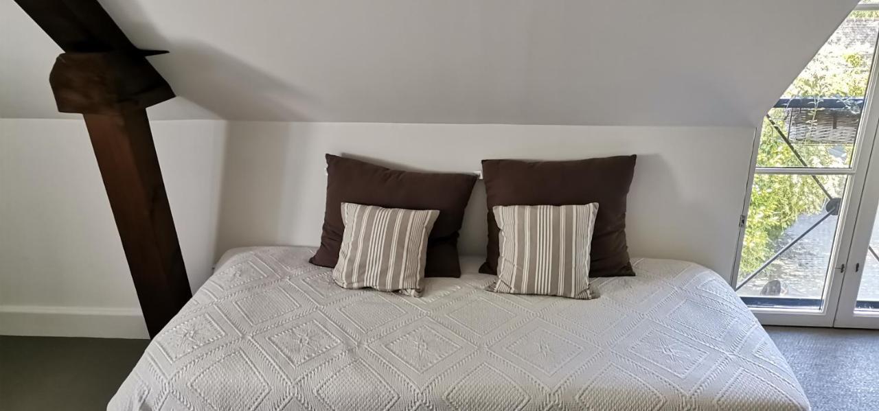 La Demeure Du Goupil Bed & Breakfast Brissac-Quince Екстериор снимка
