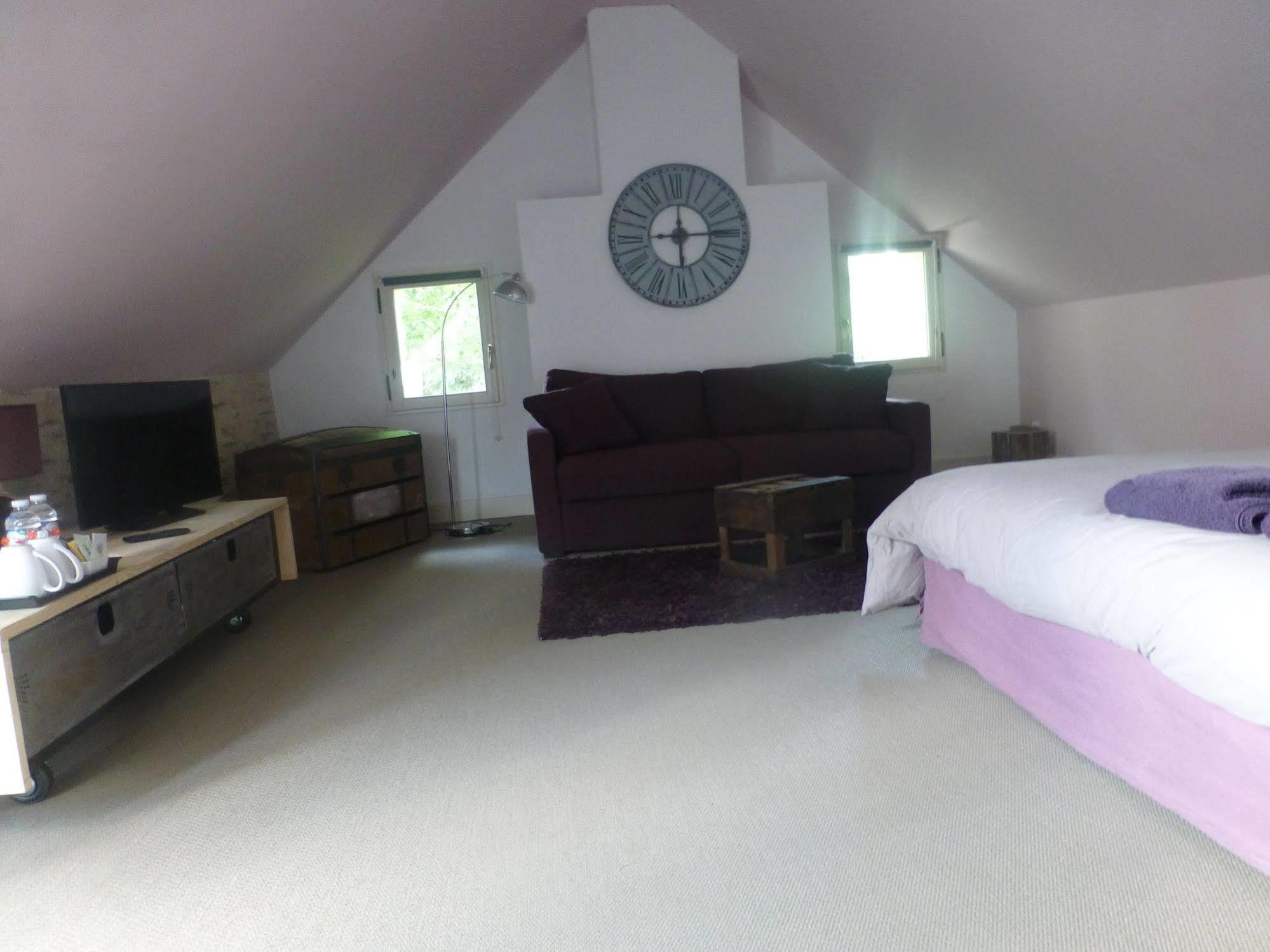 La Demeure Du Goupil Bed & Breakfast Brissac-Quince Екстериор снимка